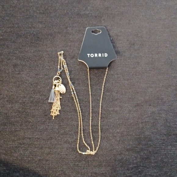 ✨ 2/$18  Torrid Gold Tone Tassek Necklace - Picture 4 of 4